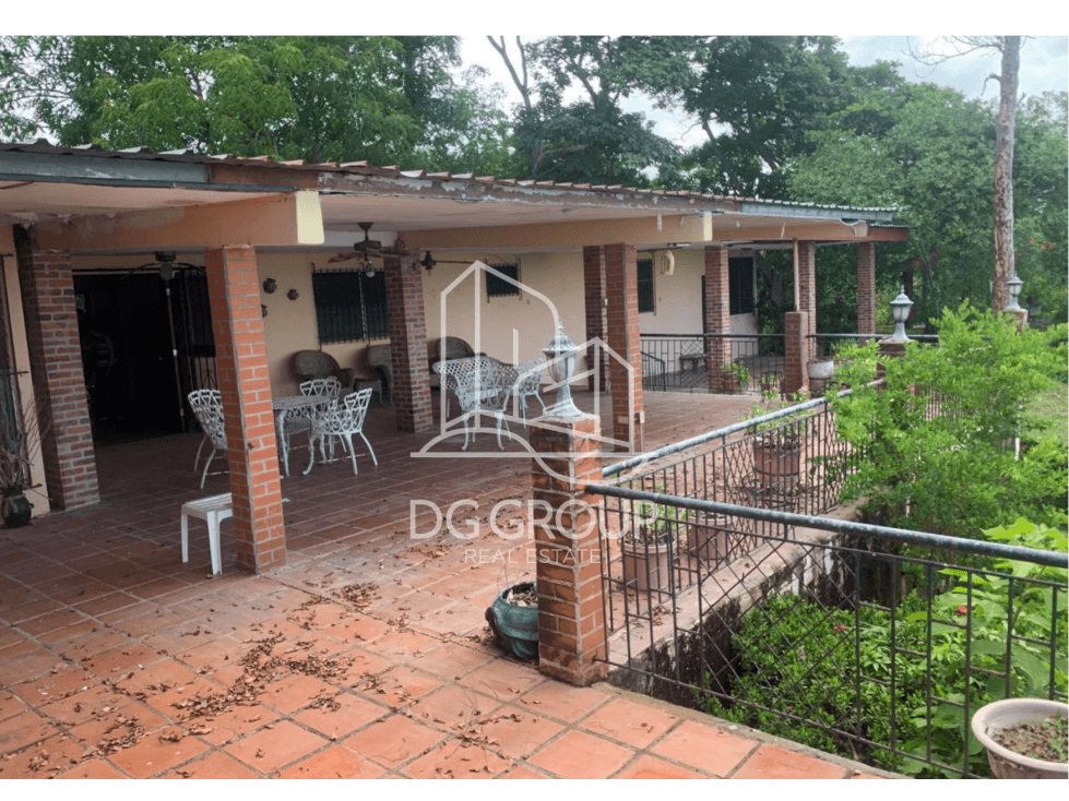 Venta de casa en San Carlos - 1