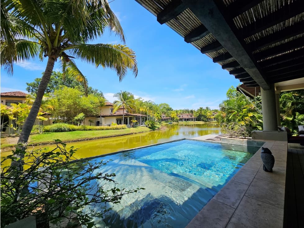 Casa en venta en Buenaventura (BO) - 1