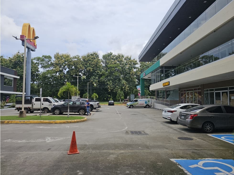 Se Alquilan Locales Comerciales en Arraiján desde 96 mts2 - 1