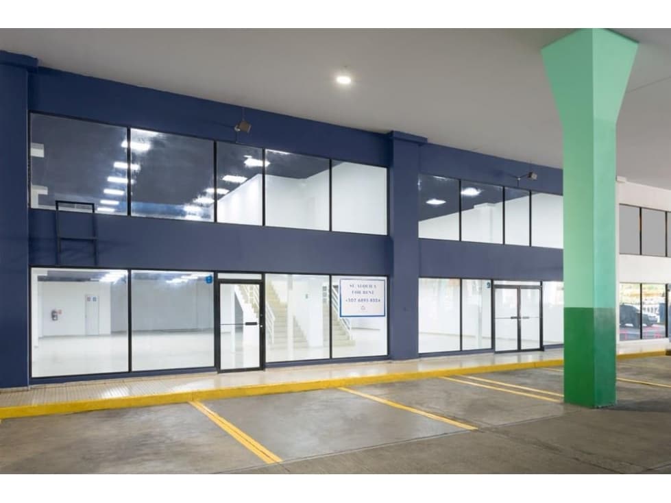 Se alquila local comercial en Chanis Plaza Agora, Parque Lefevre - 1