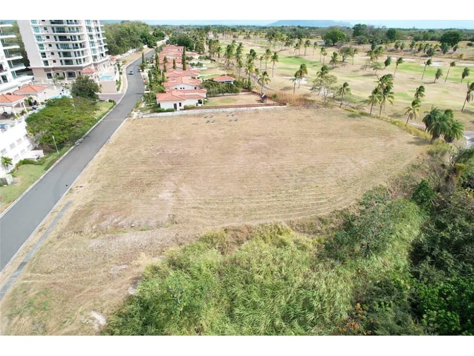 Se Vende terreno en Vista Mar, San Carlos - 1