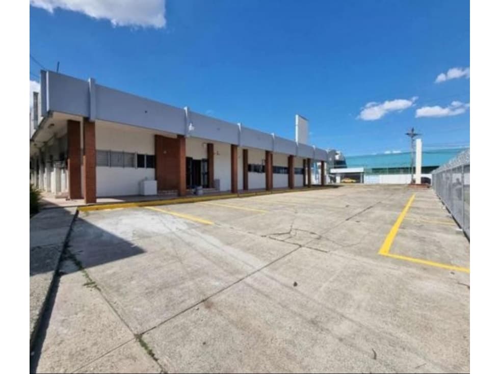 ALQUILER DE BODEGA ZONA INDUSTRIAL 3000MTS2 - 1