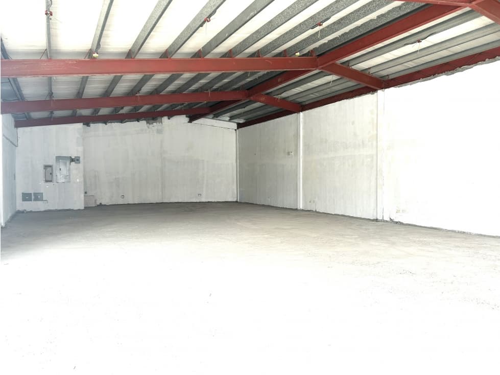 Venta Local de 1125.21 Mts en Playa Blanca. 25-6090 - 1