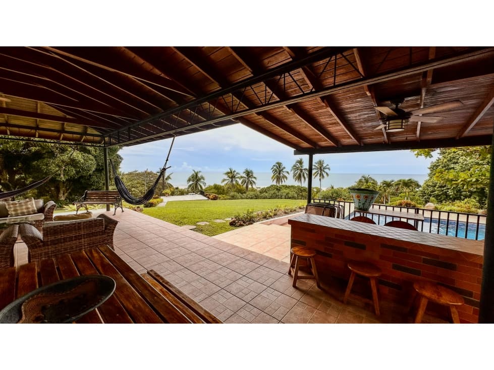 Se vende casa frente al mar en Seacliff, Coclé - 1
