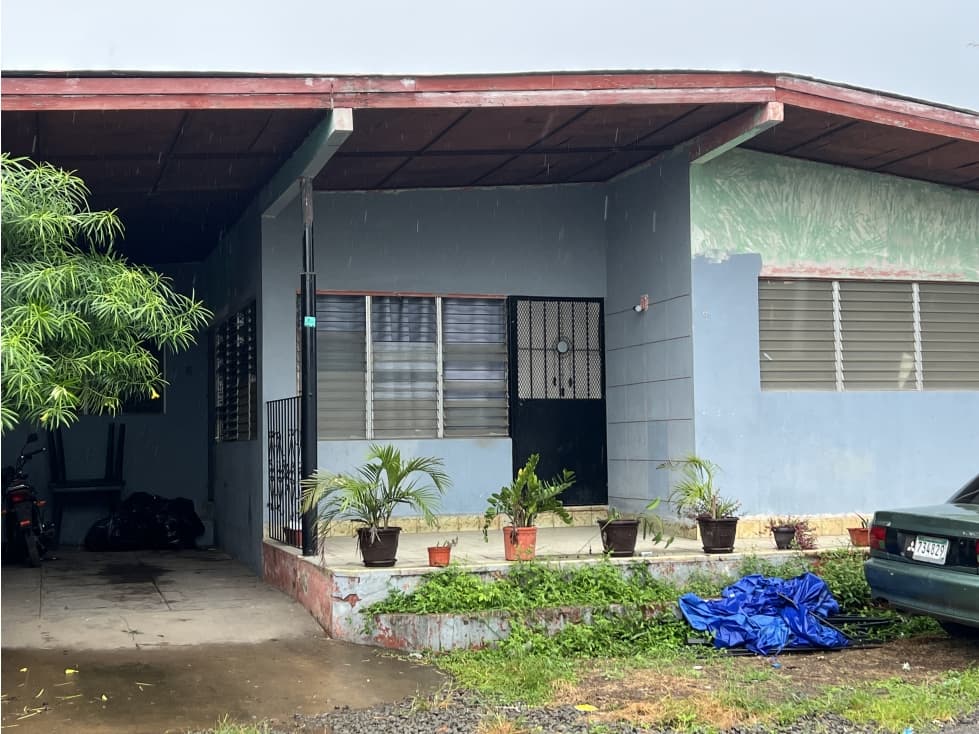 Se vende casa en Santo Domingo, Los Santos - 1
