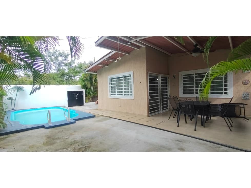 Se alquila confortable casa en Coronado, Chame - 1