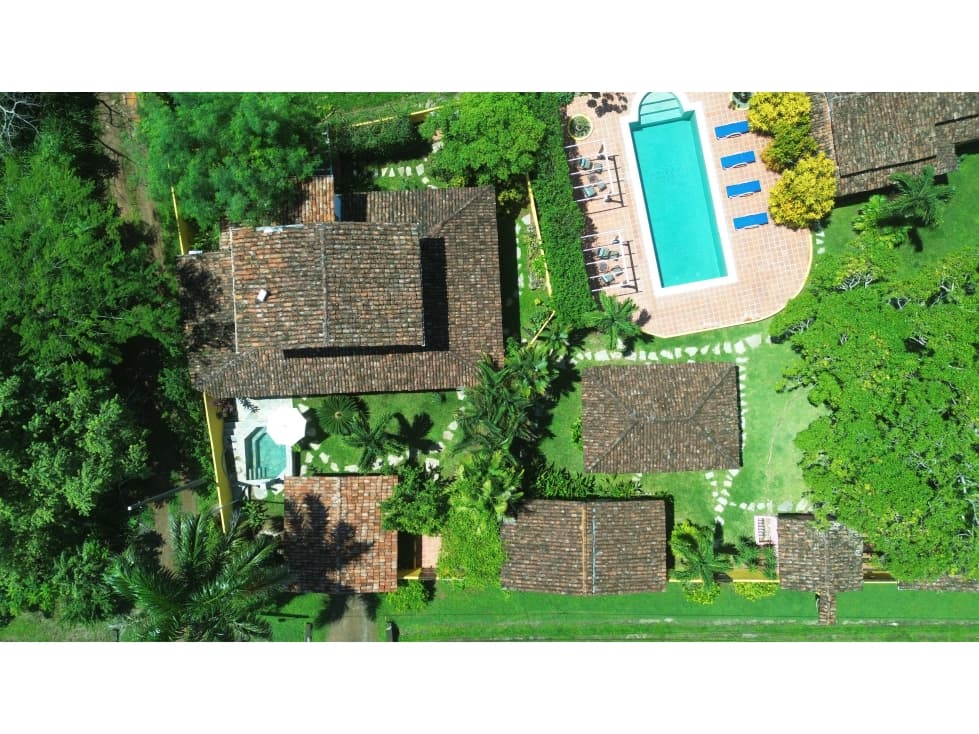 Maravillosa oportunidad de negocio, hotel en Pedasí. - 1