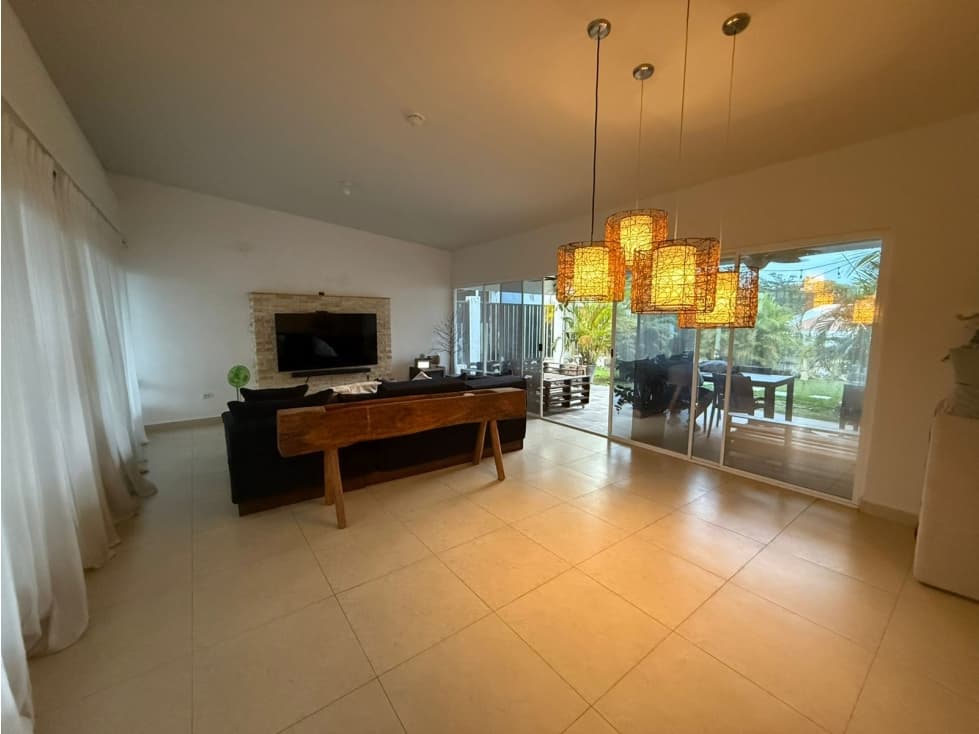 ALQUILER DE CASA EN CORONADO - PARADISE POINT - 1