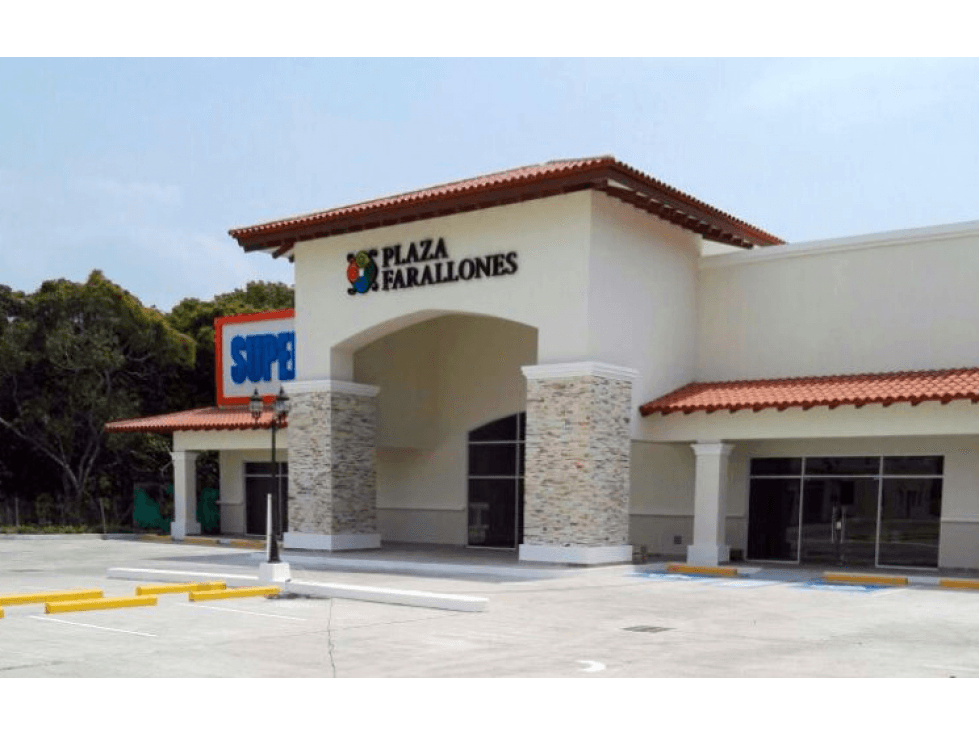 Venta de locales comerciales en Plaza Farallones, Rio Hato, Cocle - 1