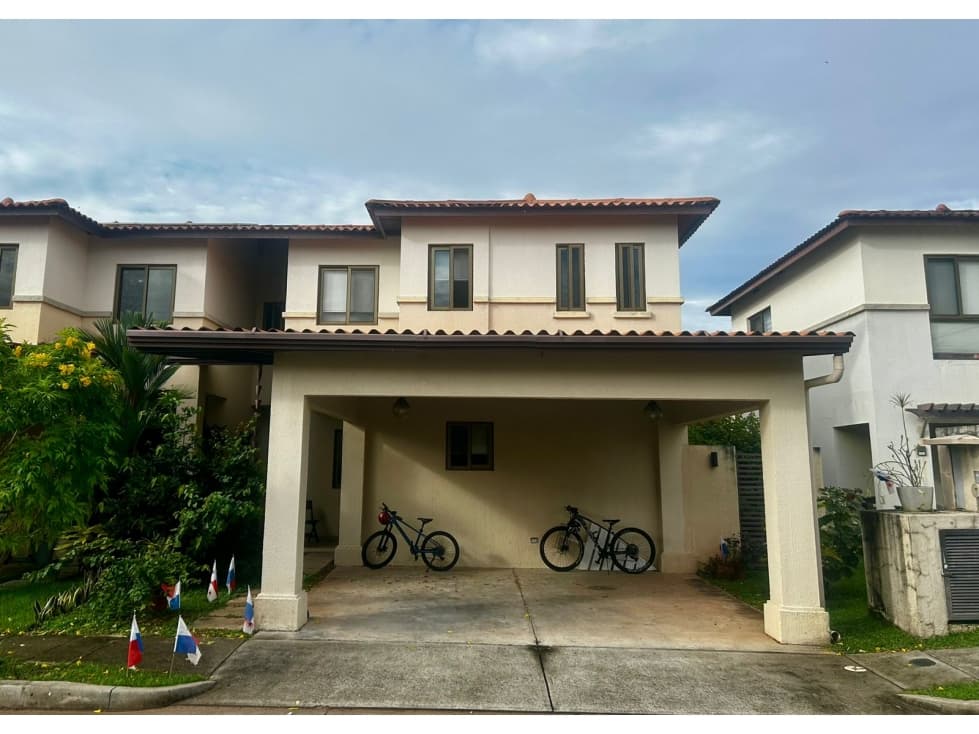 Venta de casa en Woodlands, Panamá Pacífico - 1