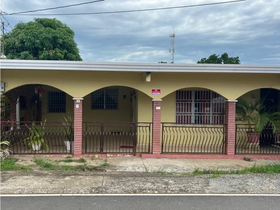 Se vende casa en La Ermita, Las Tablas, Los Santos - 1
