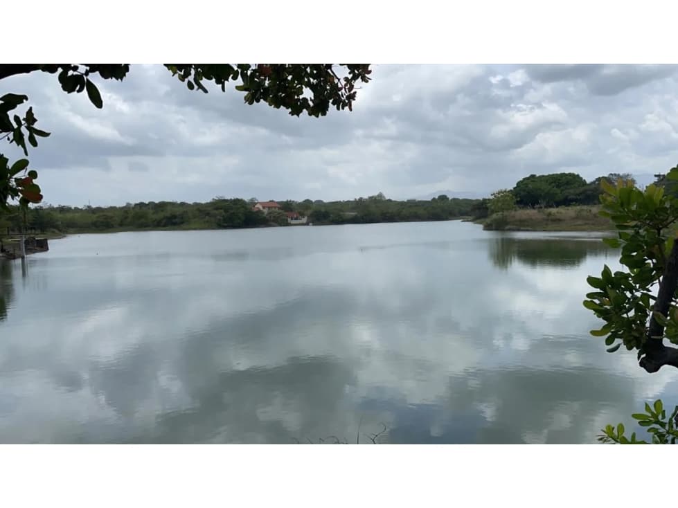 Se Vende Terreno 1,387Mts San carlos USD$100,94 x Mt2 - 1