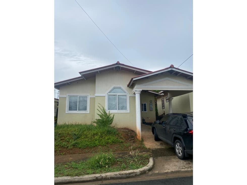 SE ALQUILA CASA EN LA CHORRERA - 1