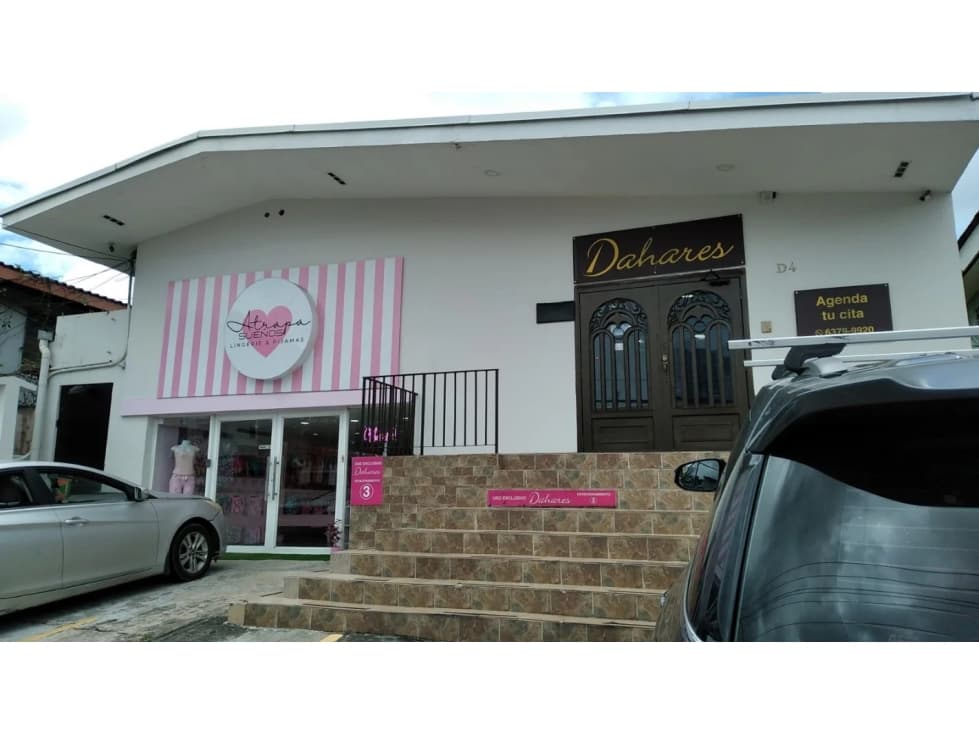 Venta de Propiedad Comercial en Villa Cáceres, Ave. La Paz - 1