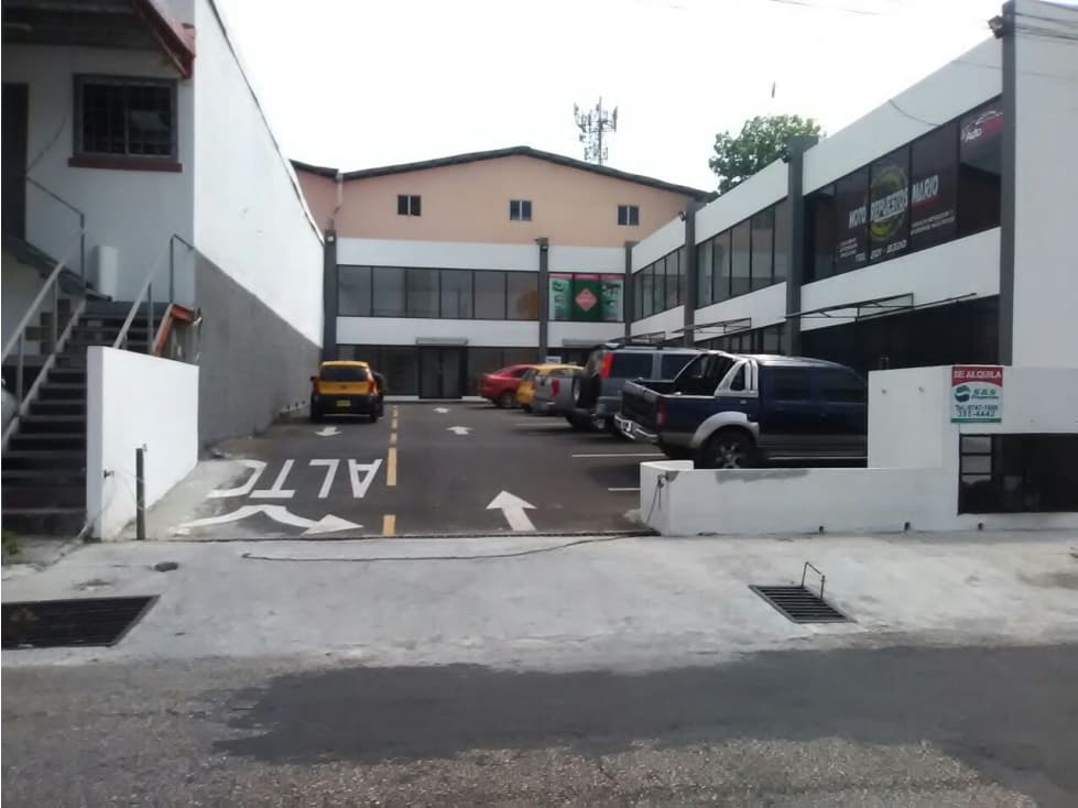 Se Vende | Plaza Comercial | Oportunidad de Inversion | Rio Abajo - 1