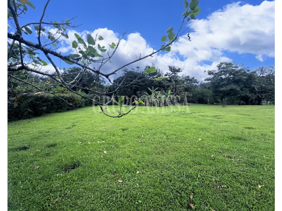 OPORTUNIDAD! Se Vende Hermoso terreno en el Valle de Antón - 1