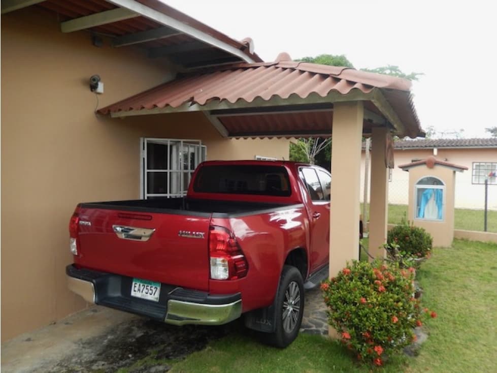 ALQUILO CASA LAS GUIAS OCCIDENTE FRENTE ENTRADA SEA CLIFF - 1