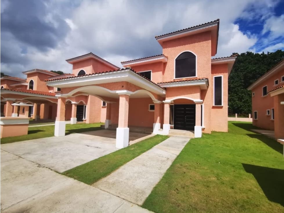 SE VENDE CASA EN CLAYTON PARA ESTRENAR 600 MTS2 CON SIN PISCINA - 1