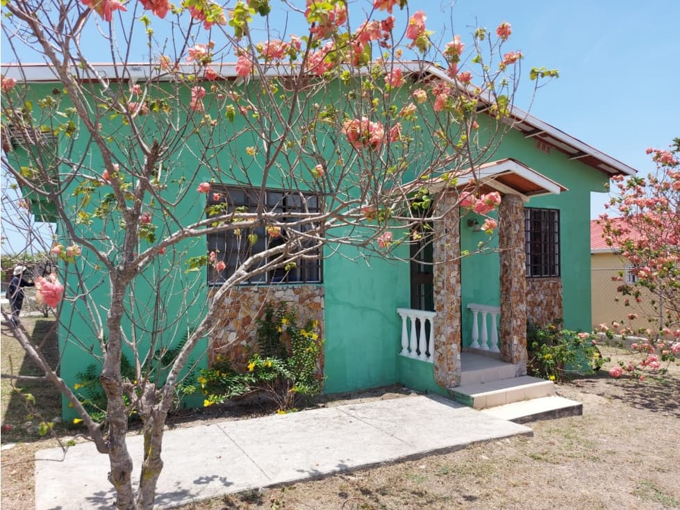 VENTA DE CASA EN ANTON - EL JUAGUITO CON MAS DE 500 MTS - 1