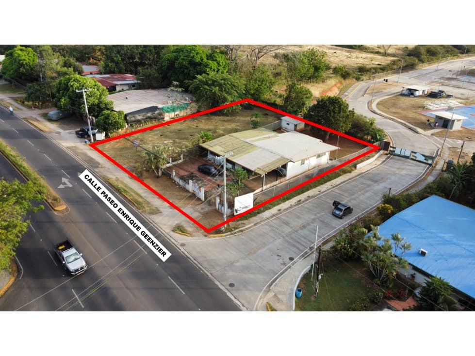 Se vende lote en Chitré - 1