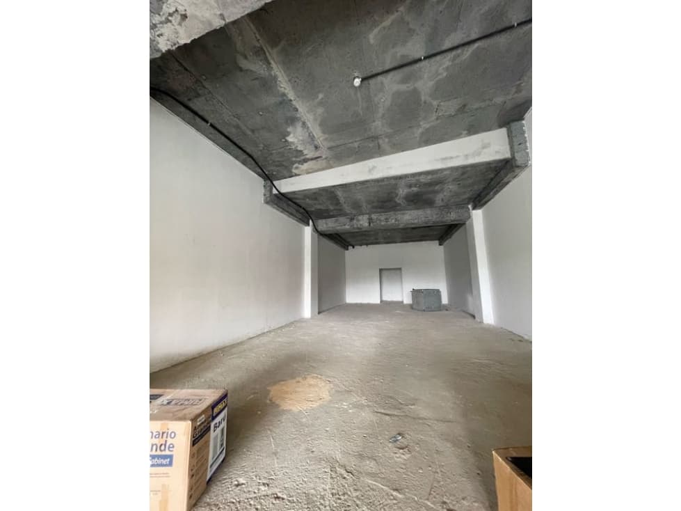 Tumba Muerto /Local140.13 m²/ Alquiler - 1