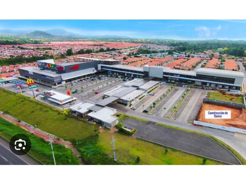 ALQUILO LOCAL EN CHORRERA CENTRO COMERCIAL ONDGO 190MTS - 1
