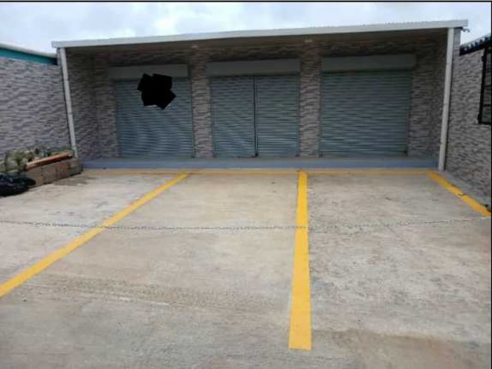 ALQUILO LOCAL EN LA CHORRERA BARRIO COLÓN 33MTS - 1