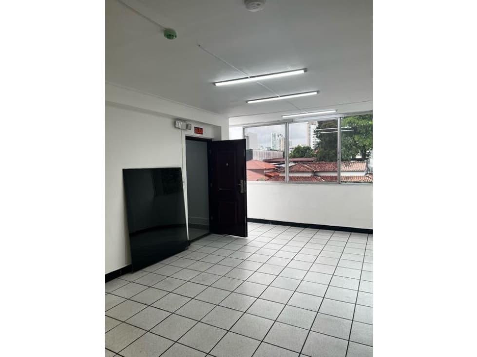 ALQUILO OFICINAS PARA USO COMERCIAL CALLE 74 SAN FRANCISCO - PARQ OMAR - 1