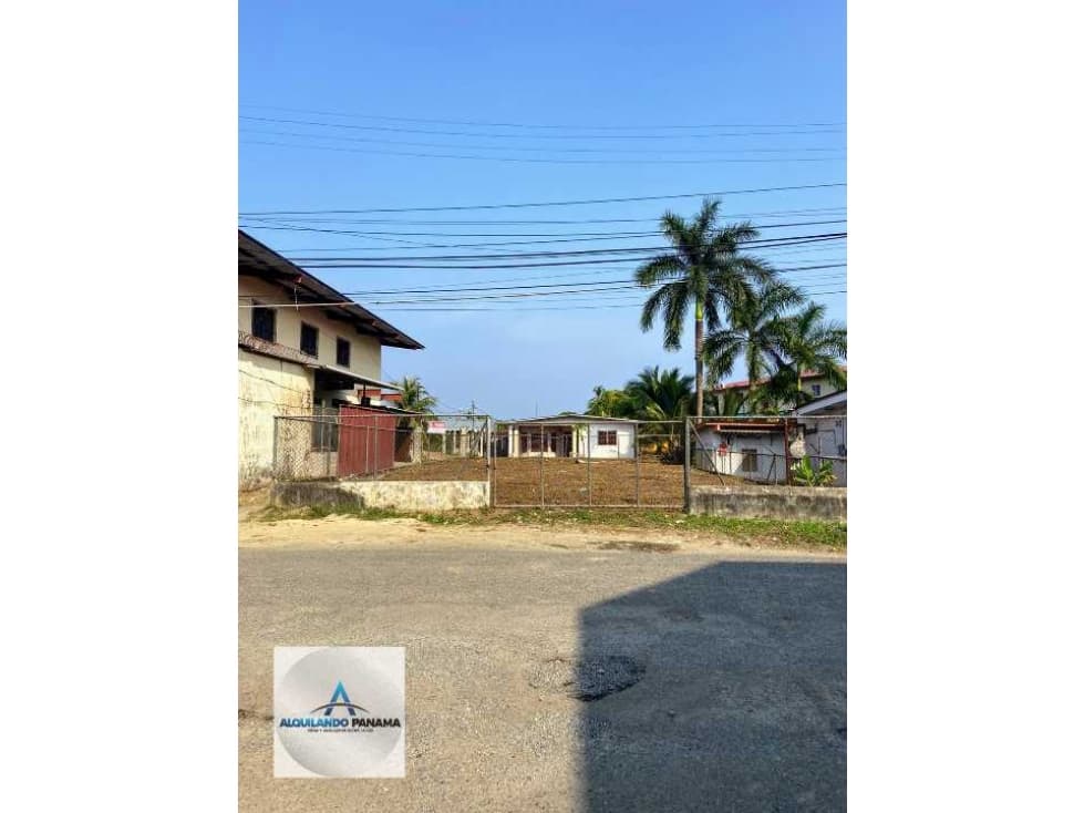En venta terreno comercial en Almirante, Bocas del Toro! - 1