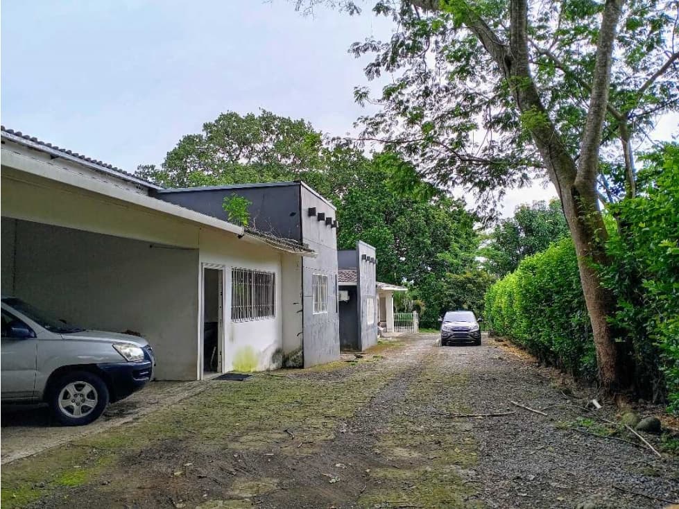Ganga! Vendo hermoso duplex full amoblado con finos acabados en David - 1