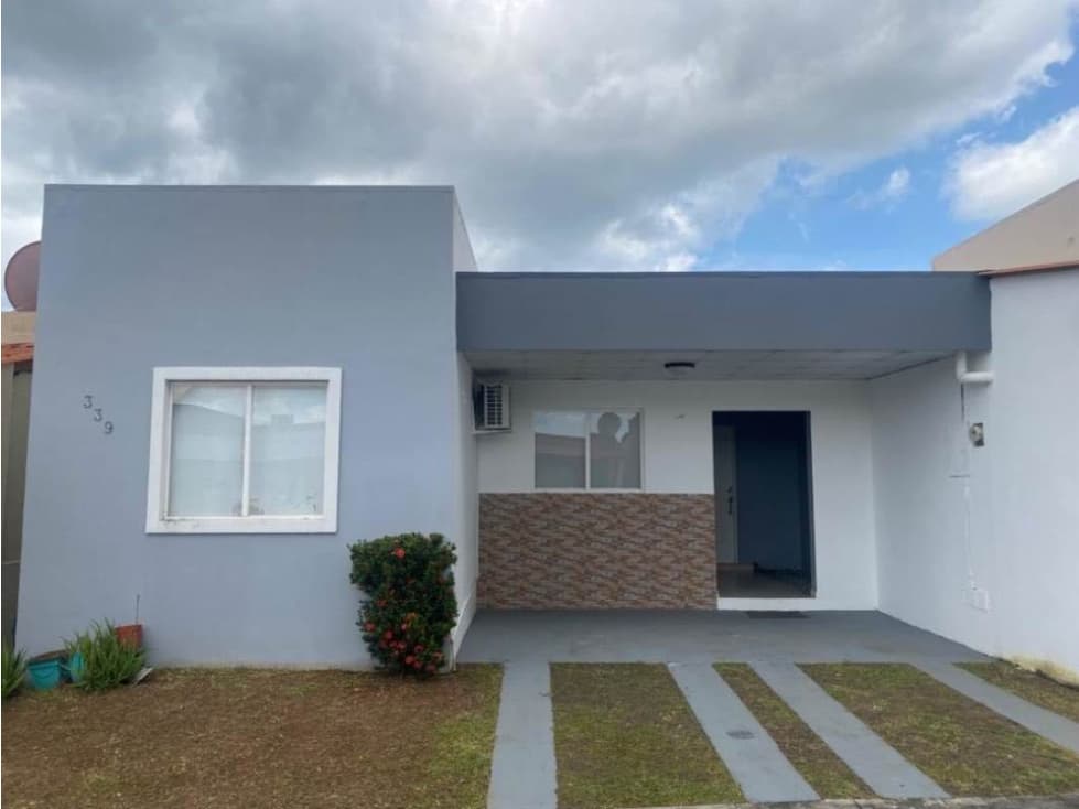 Se alquila casa en las Arboledas Cluster los olivos - 1