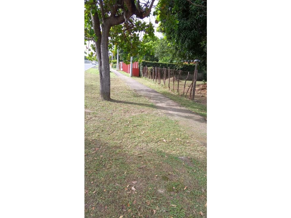 SE VENDE TERRENO EN PENONOMÉ CENTRICO CERCA DE TODO - 1