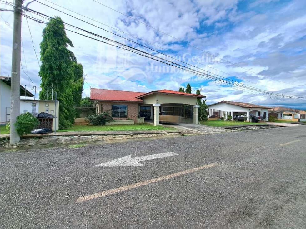 VENDO/ ALQUILO CASA HERMOSA ALTAMAR - 1
