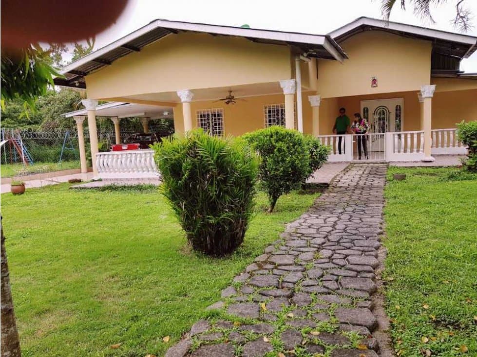 VENDO CASA DE SEGUNDA EN BOQUERON - 1
