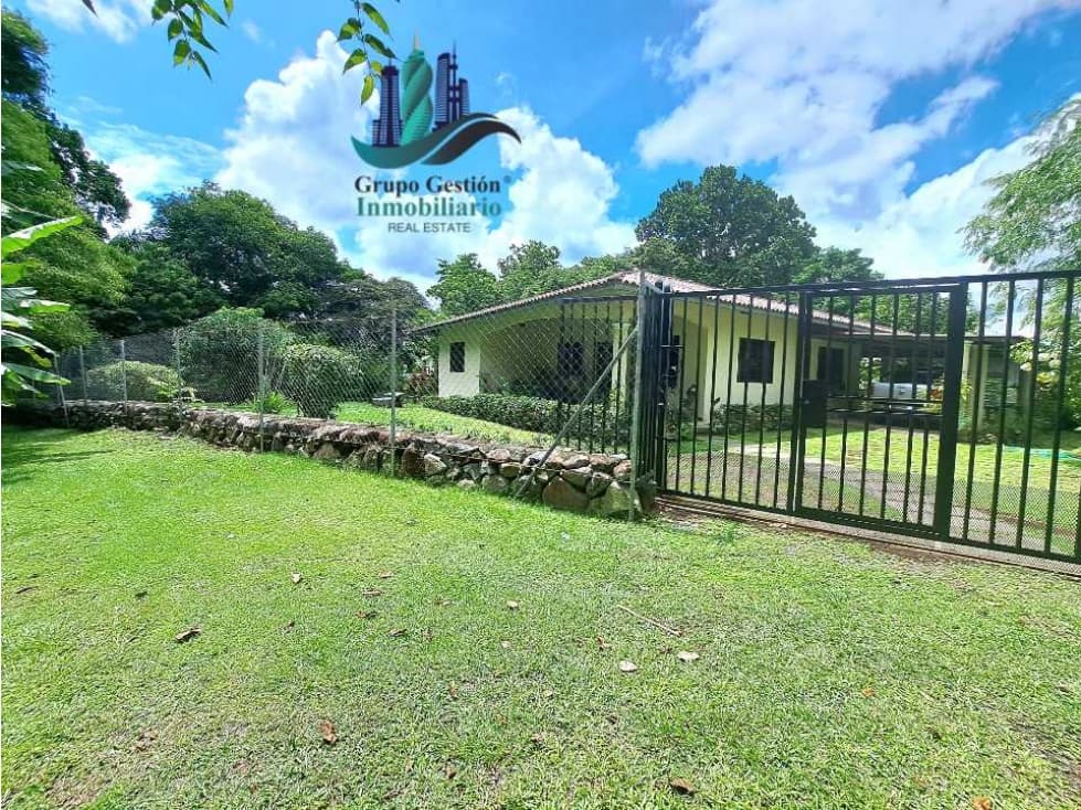 VENDO CASA BORDEADO POR UN RIO- BOQUERON - 1