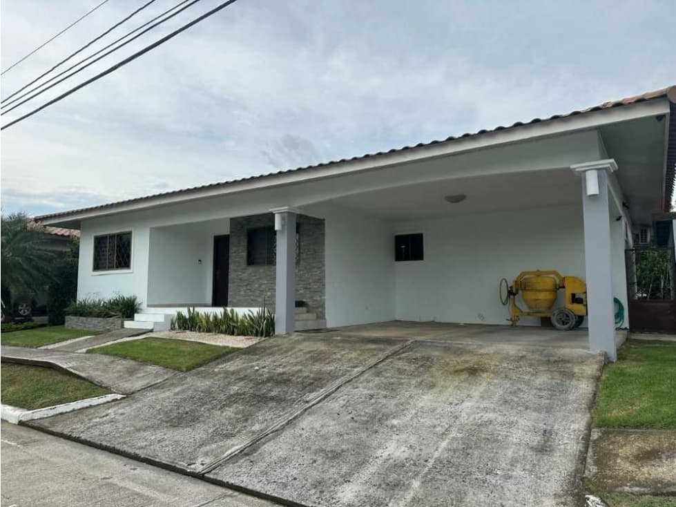 VENDO CASA DE 3HAB EN LOS ALGARROBOS - 1