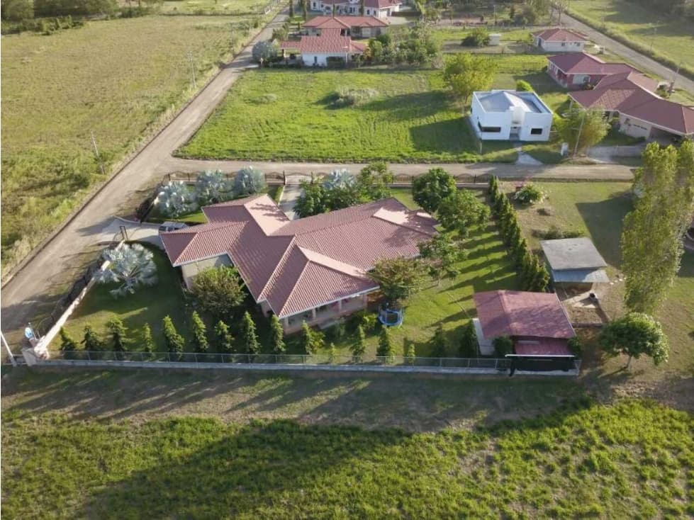 Vendo casa en Villa de Los Santos. - 1
