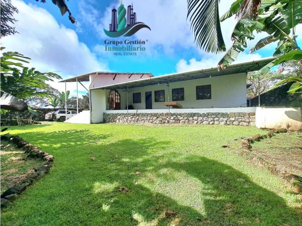 VENDO CASA ESTILO AMERICANO BOQUETE - 1