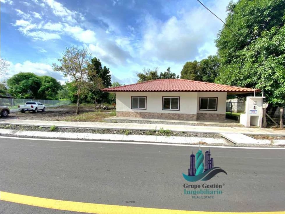 VENDO CASA NUEVA EN LOTE DE 1895M2 - 1