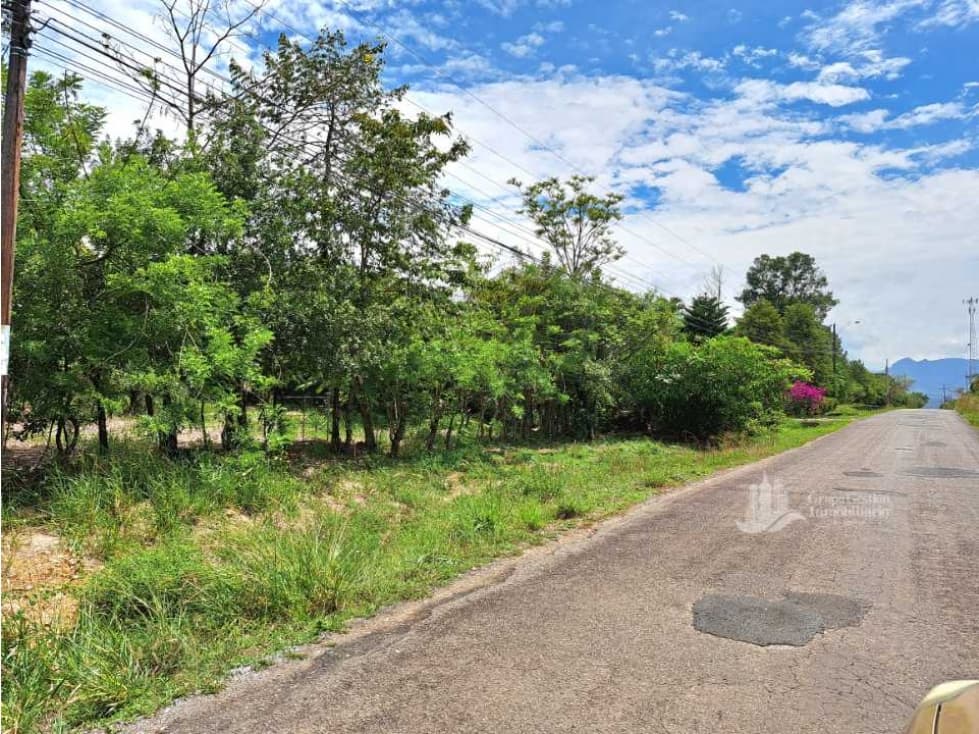 VENDO LOTE CON FINES COMERCIAL CALDERA - 1