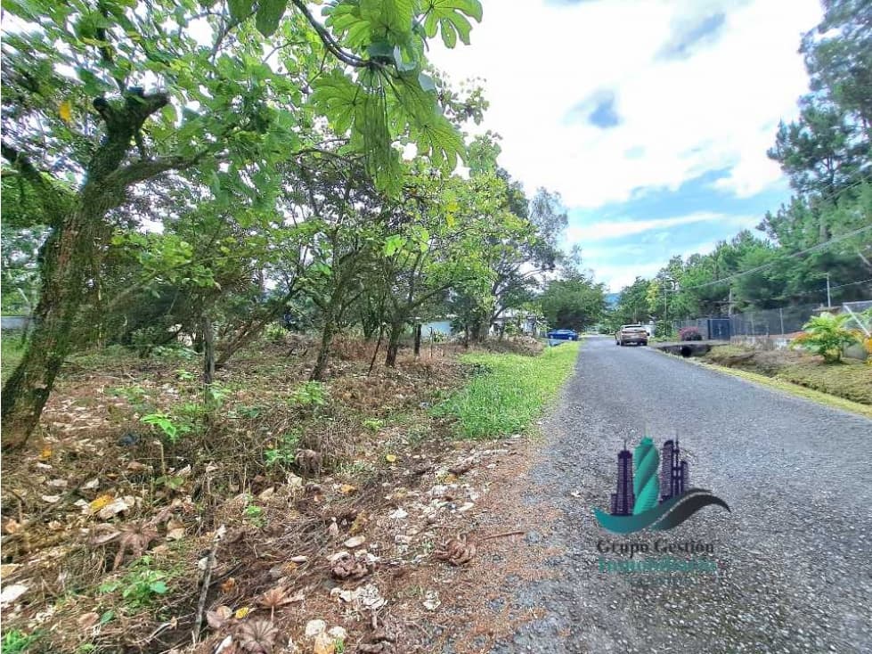 VENDO LOTE DE 1470MTS ALTO BOQUETE - 1