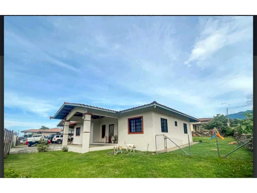 VENDO.CASA 3HAB EN.ALTO.BOQUETE - 1
