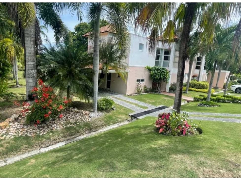 VENTA DE CASA DE PLAYA EN DECAMERON FARALLON - 1