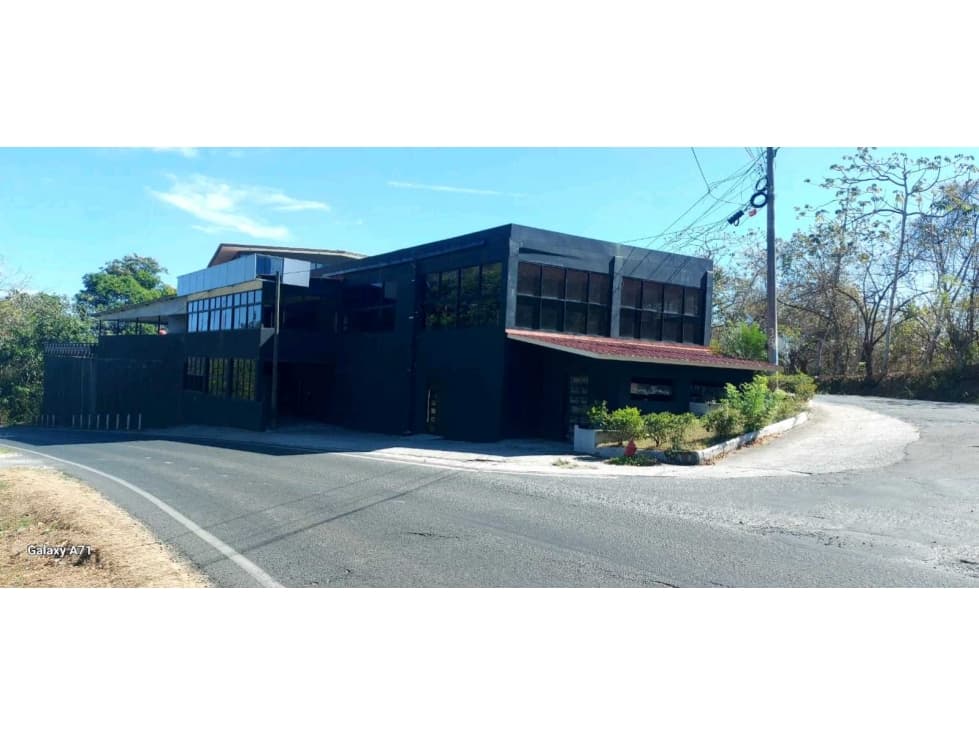 VENTA EDIFICIO EN SANTIAGO VERAGUAS BARRIADA EL CARMEN RTC - 1