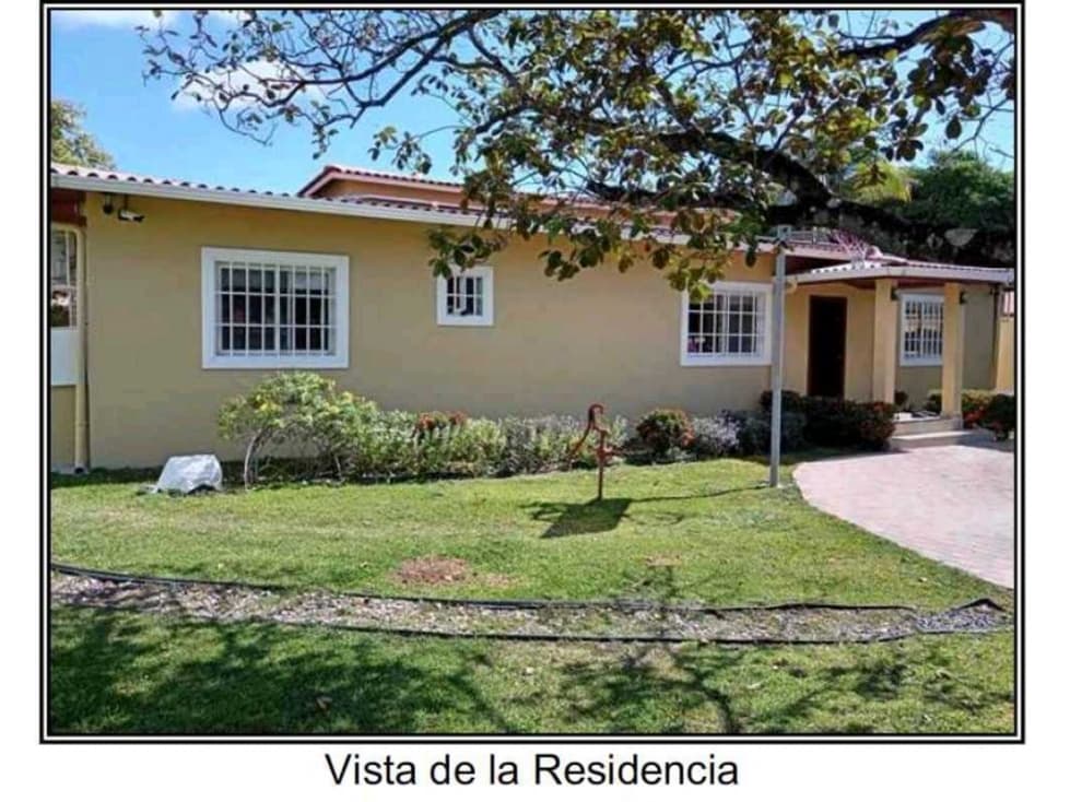 VENTA HERMOSA CASA EN UN LUGAR PRIVILEGIADO EN SAN CARLOS, SAN JOSÉ - 1