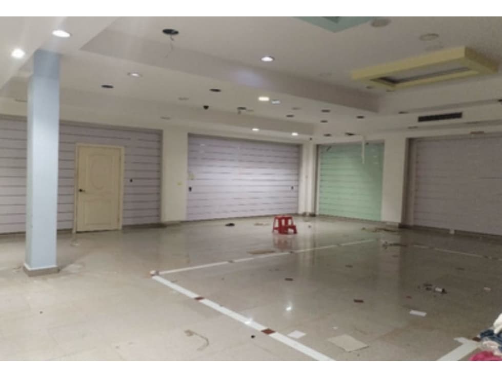 VENTA LOCAL ZONA LIBRE 1500 M2 5 PISOS MLD - 1