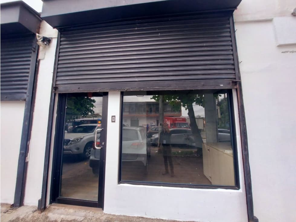 VENTA PROPRIEDAD COMERCIAL+RESIDENCIAL EN ERNESTO T LEFEVRE ZONA - 1