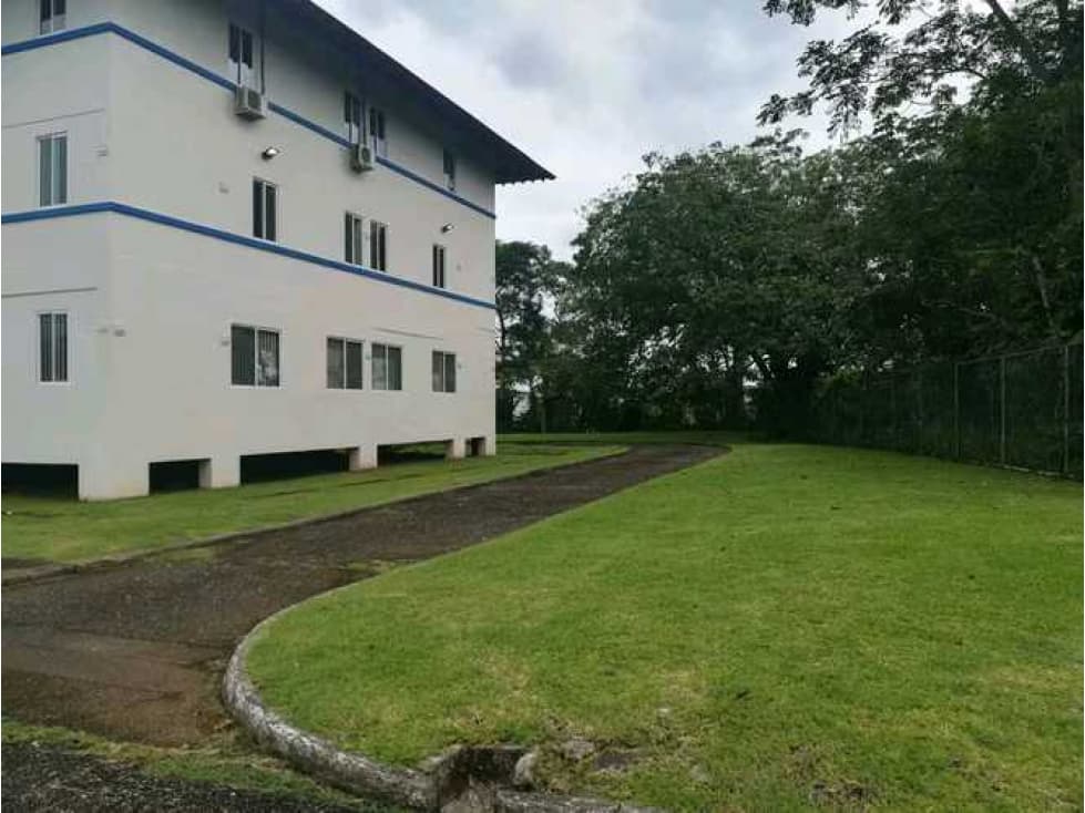 VENTA DE EDIFICIO DAVIS COLÓN 3 NIVELES DE ALMACENAJE Y OFICINAS ZL VV - 1