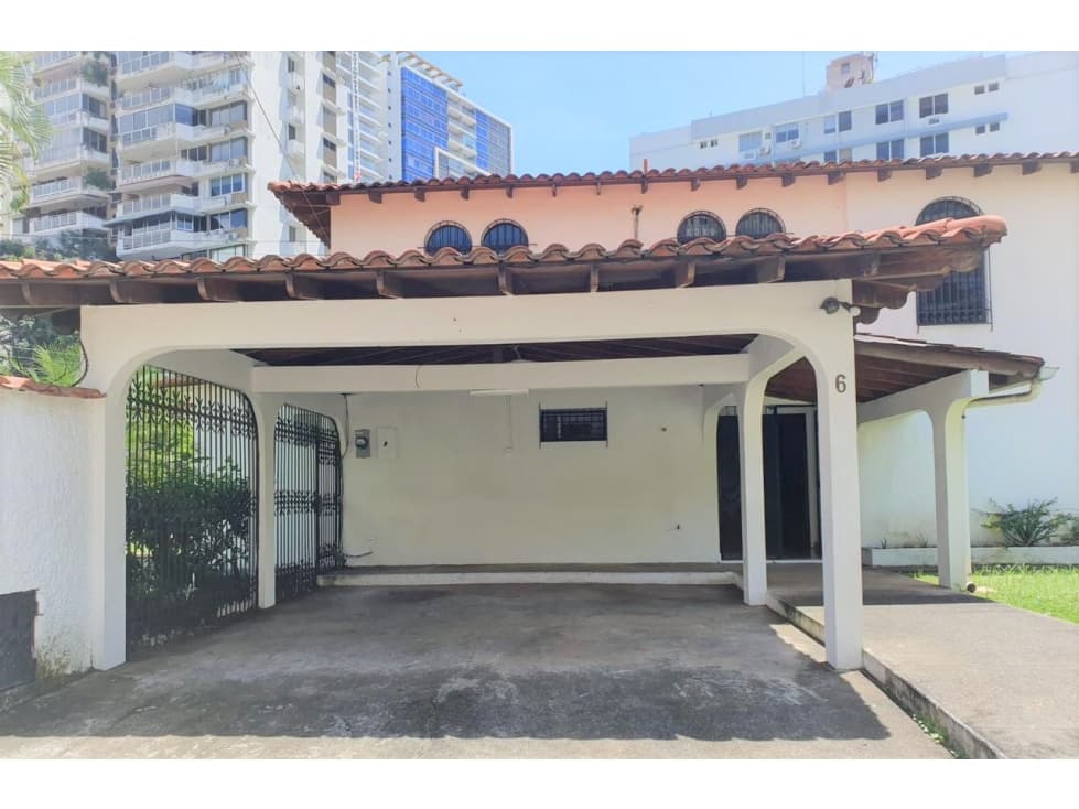 Alquiler de Casa en Marbella (ID 12695) - 1