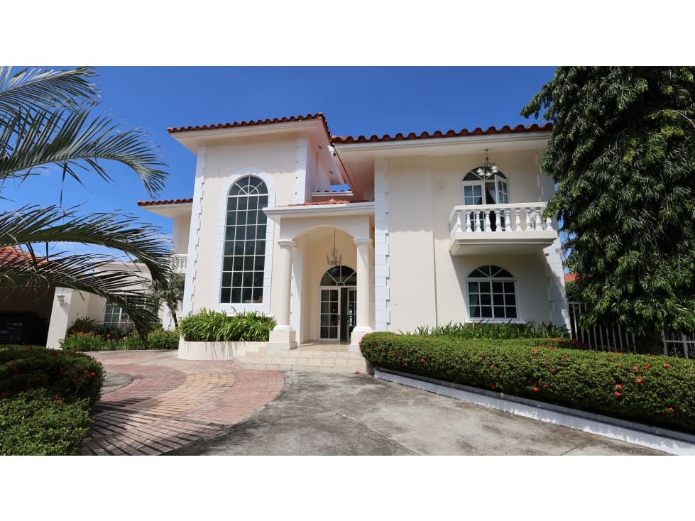 Venta de casa de playa en Coronado, Club de Golf. - 1